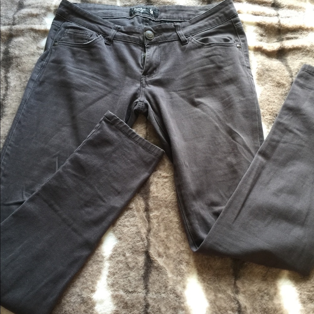 Used gray low waist skinnies size 9
